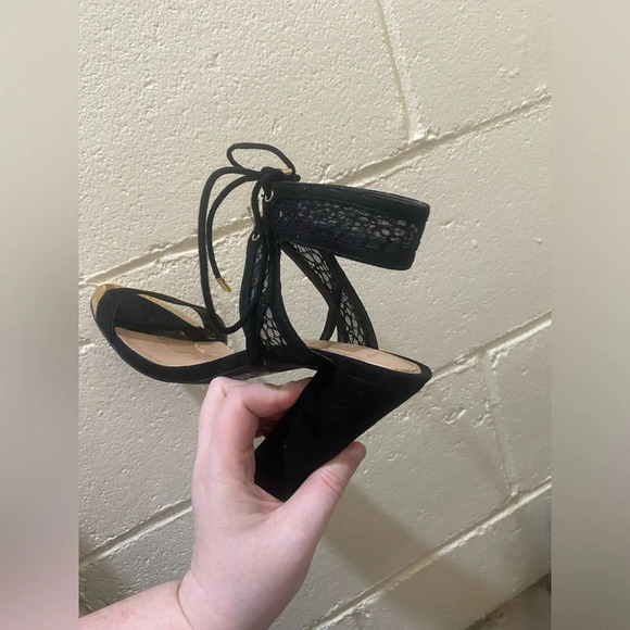 Women’s Disney x call it spring Alice through the looking glass  womens heels - Picture 16 of 17